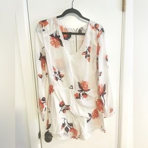 Volcom Romper Shorts Long Sleeve V Neck Ikat Viscose White Floral Women's Size M